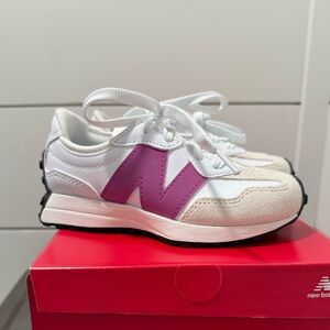 New Balance Little Kids' 327 pink w/laces